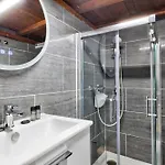 Appartement Duplex Elegant En Plein Centre De Paris