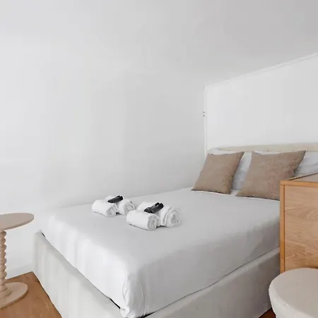 Duplex Elegant En Plein Centre De Appartement *